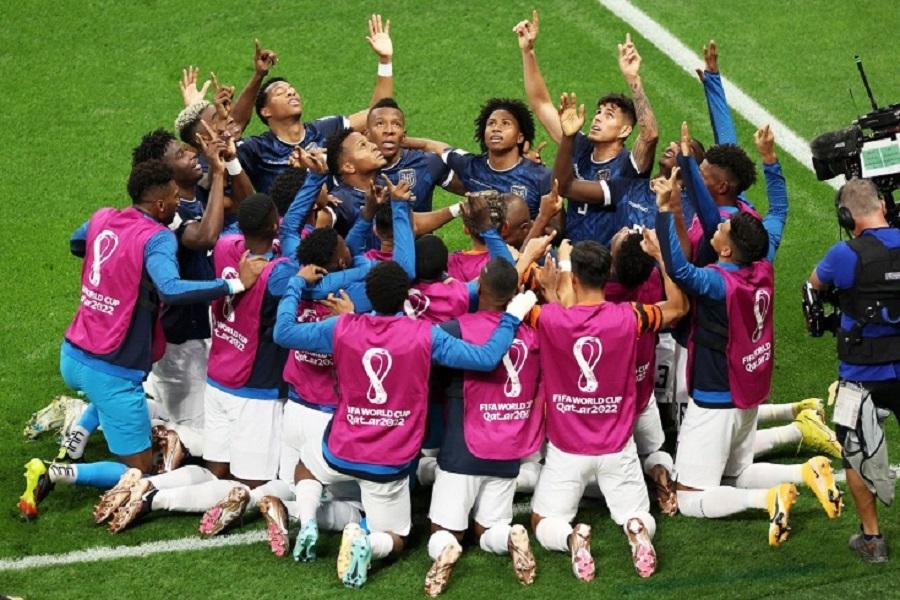 Празднование игроков сборной Эквадора
